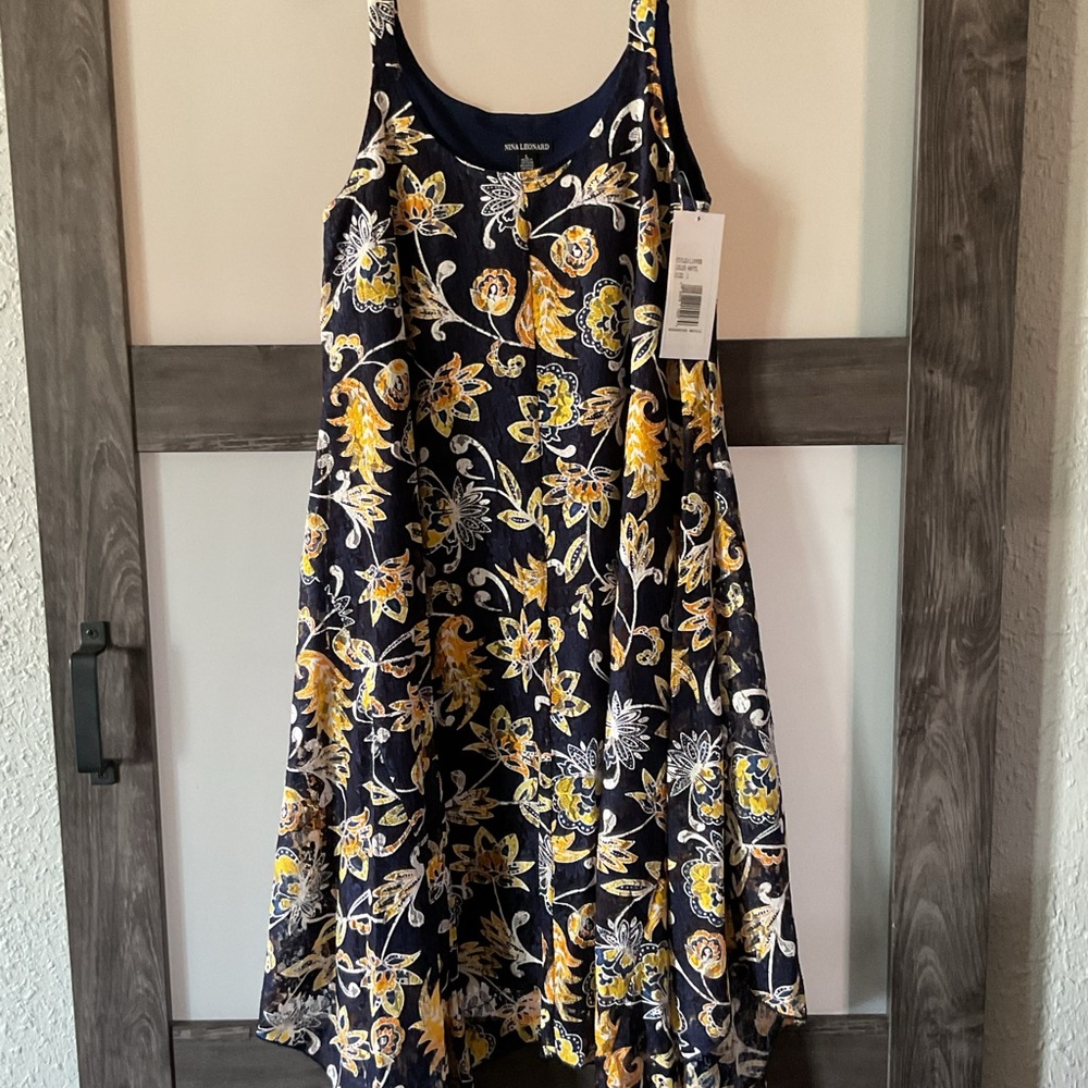 NWT- Sleeveless women’s dress